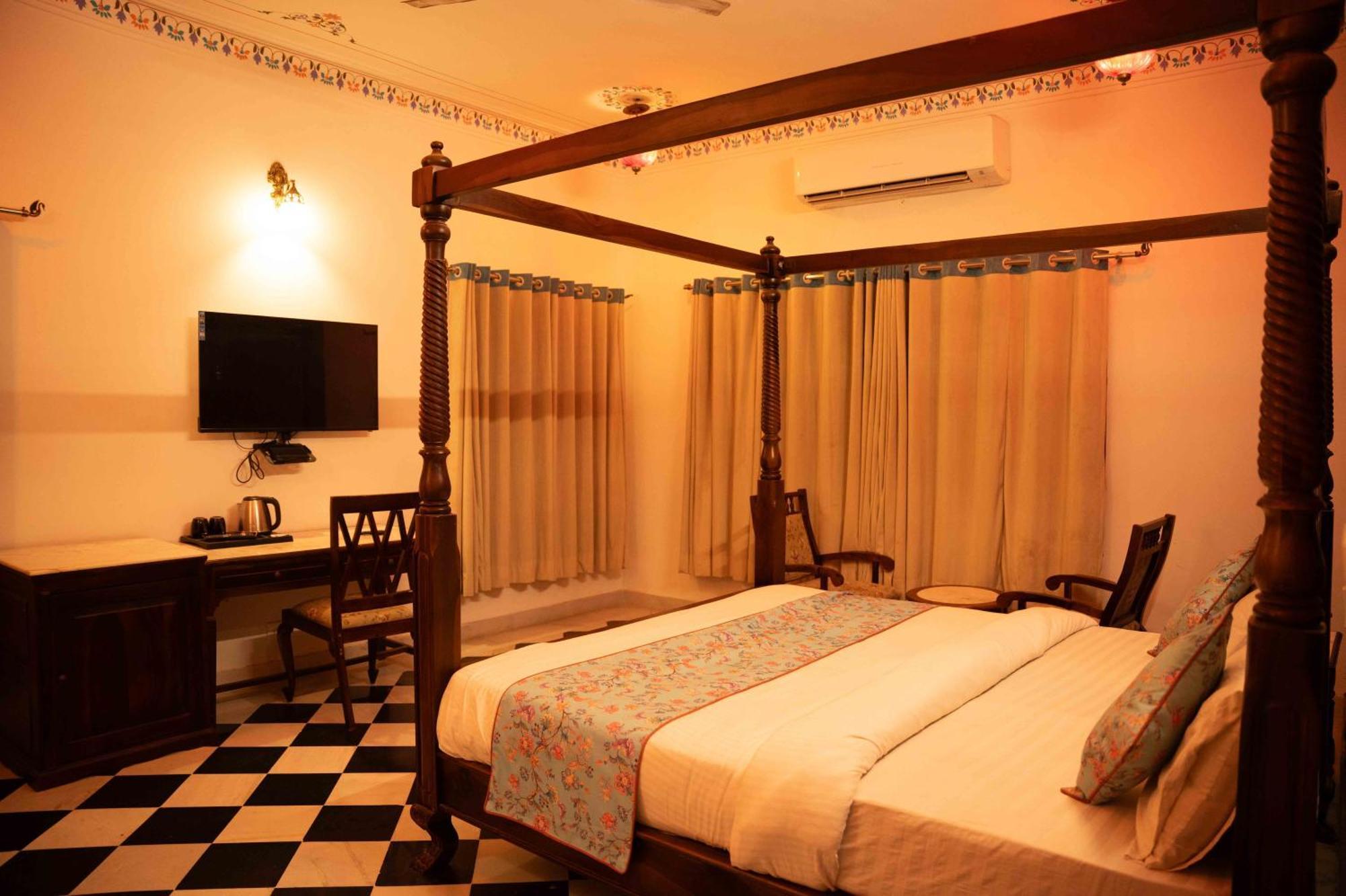 אודייפור Hotel Karohi Villa מראה חיצוני תמונה